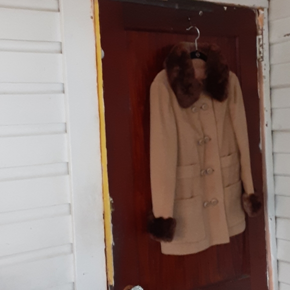 fig Ｌondon Carol apron skirt Vintage Apron Red Leaf Print & Sheer White Organdy 1950s